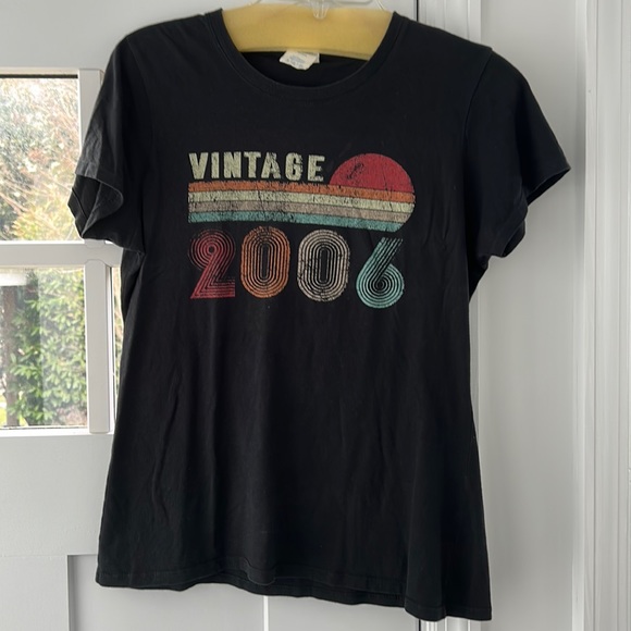 Vintage 2006 t shirt size small - Picture 1 of 4